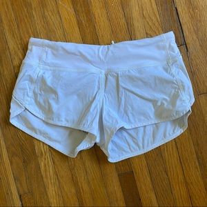 Lululemon Hotty Hot shorts size 4